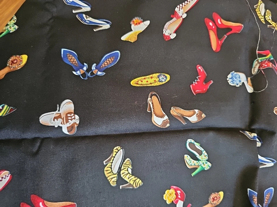 Fabri-Quilt Fabric HEAD GEAR Pattern #7851 Colorful Shoes High Heels 44"W x 1 yd - Image 3 of 4