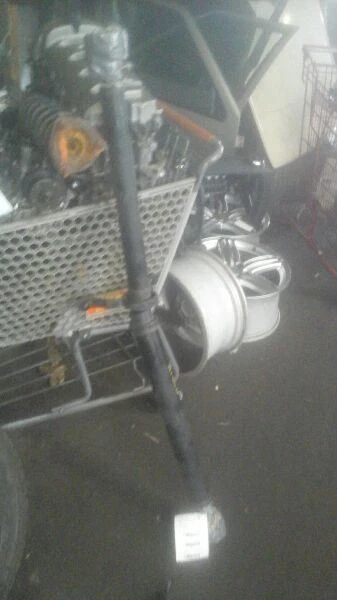 2010 AUDI A5 REAR DRIVE SHAFT 4.2 LITER AUTOMATIC TRANSMISSION FIT 08-12 AUDI S5 - Image 2 of 4