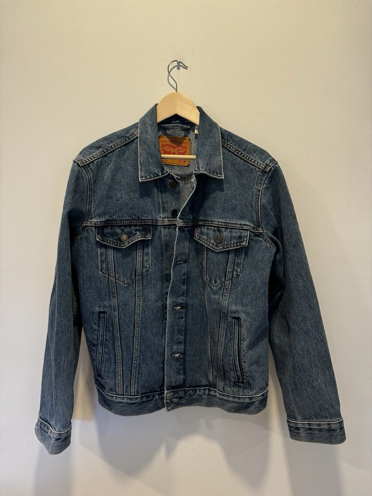 Levi's Denim Jean Jacket Unisex, Size Medium, Button-Up, Pockets, Cotton