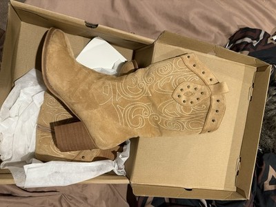 Shibever Boots 9.5 Apricot Women s 