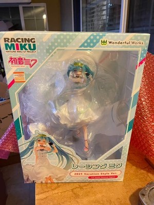 Goodsmile Hatsune Miku GT Project Racing Miku 2021 Vacation Style 1/7 Figure