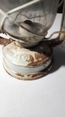 Vintage Kwang Hwa 235 Oil Lantern Chinses China Primitive Farm