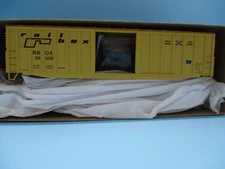 ACCURAIL HO SCALE 50' EXTERIOR POST WELDED STEEL BOXCAR - RAILBOX #20428 - NEW!