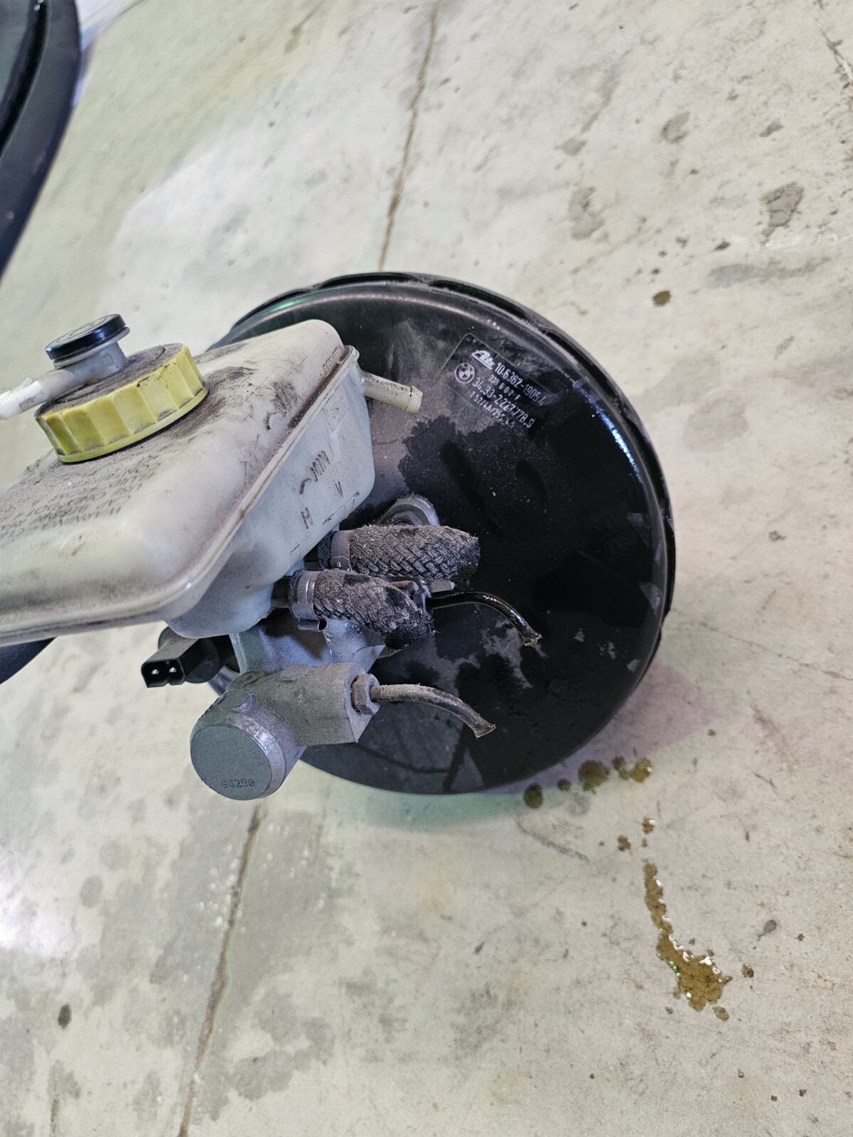 9498 Bmw E36 M3 Master Cylinder Brake Booster Reservoir Tank Servo Unit Oem eBay