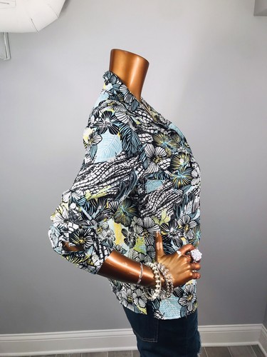 Studio Works L P Top Floral NWT $44 Button Up Shirt Low V Cut Blouse Soft 3/4 Sl - Picture 6 of 10