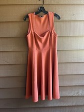 women’s gorgeous BooHoo fitted flare orange dress size 12