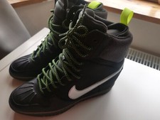Nike Women's Dunk Sky Hi Sneakerboot 2.0 Size 7.5