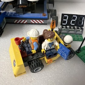 LEGO City Spaceport 60080 Space Shuttle 98% Complete With Minifigures No Manuals