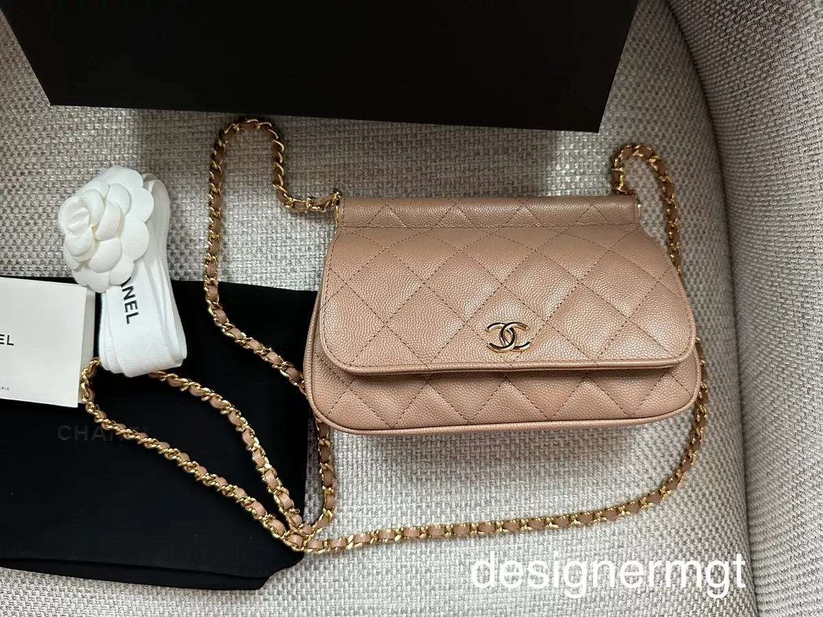 New 22K CHANEL Quilted Patent Leather Mini Small Flap Bag Gold COCO CC  Chain