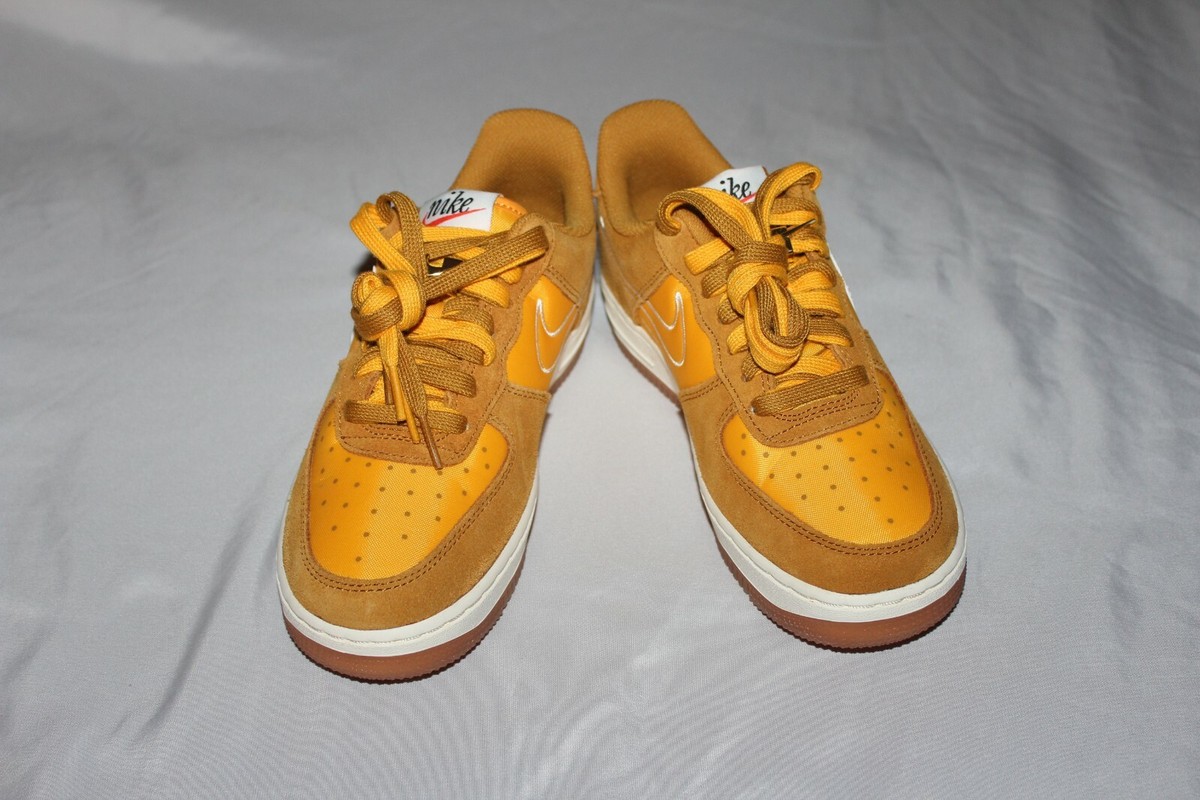 Size 5.5 - Nike Air Force 1 '07 SE University Gold - DA8302-700 No Box Top  | eBay