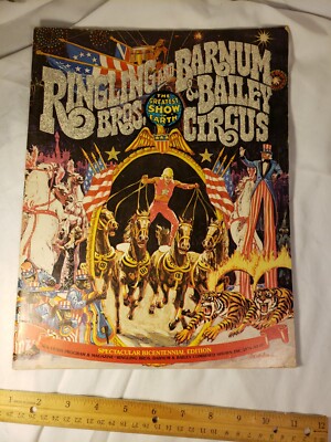 VINTAGE RINGLING BROS & BARNUM & BAILEY CIRCUS SOUVENIR PROGRAM + POSTERS  1975 