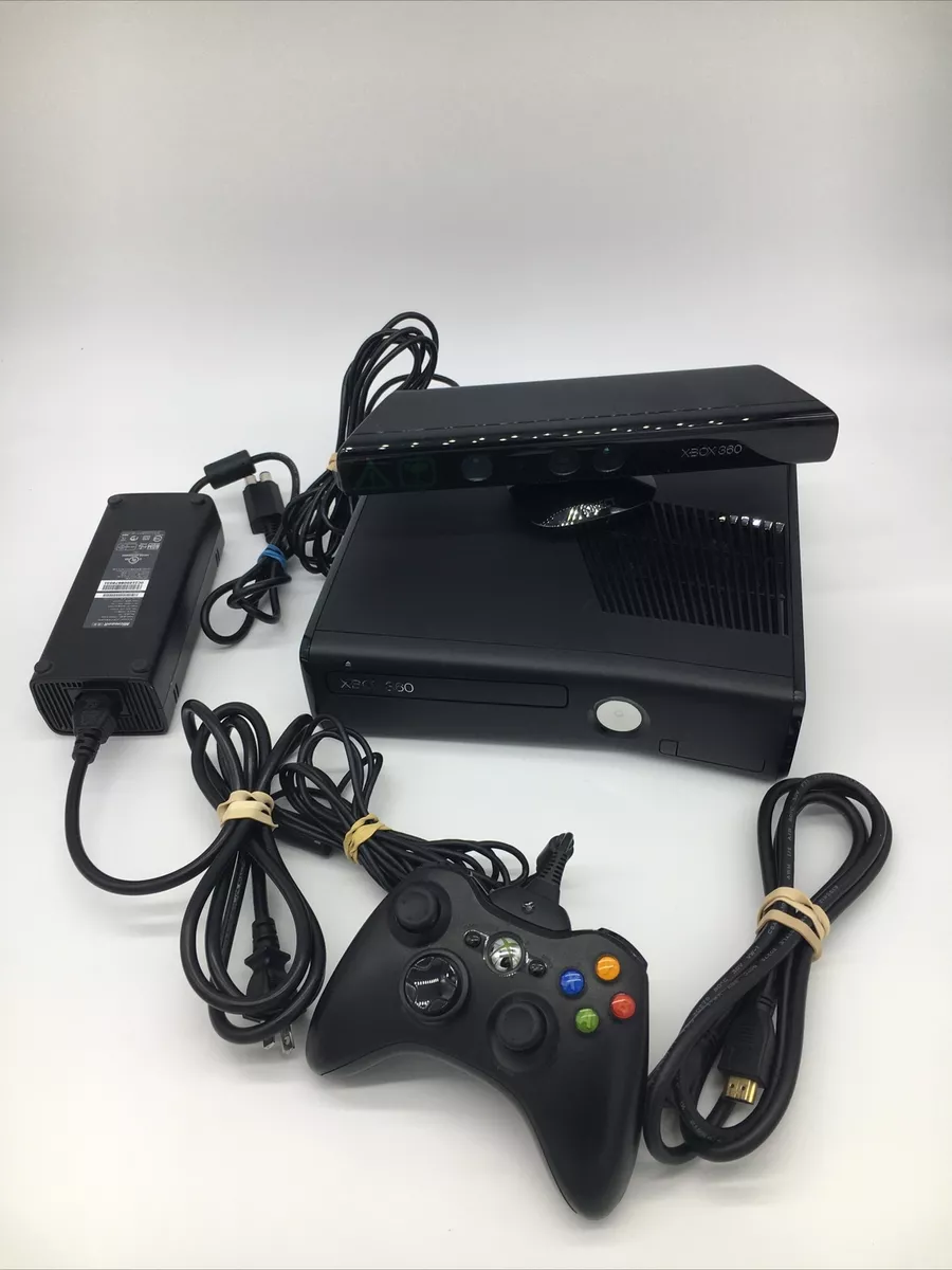 Console Xbox 360 4GB Super Slim Wifi com Controle Sem fio Microsoft 