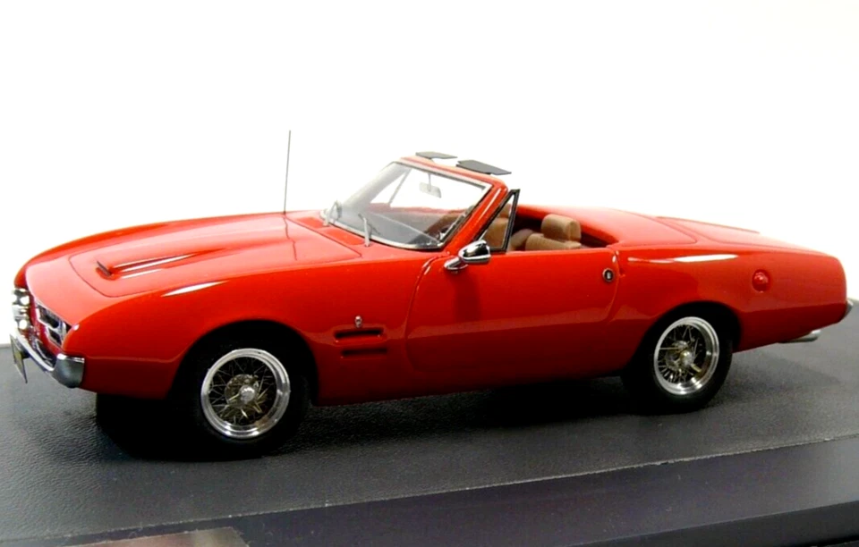 GHIA 450 SS Convertible 1966  with wire metal wheels MATRIX ONE OFF  1:43 - Immagine 2 di 4