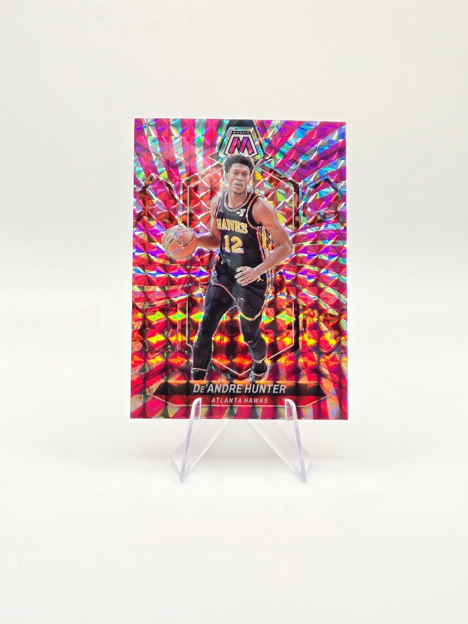 De'Andre Hunter 2023-24 Panini Mosaic Pink Swirl FOTL SP /18 #16 Hawks