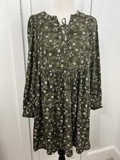 Old Navy Dress Sz Medium Green Floral Long Sleeve Lace Up Boho Cottagecore