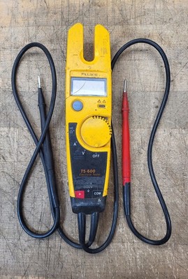 Fluke T5-600 Voltage, Continunity & Current Tester 600 Volts AC/DC 