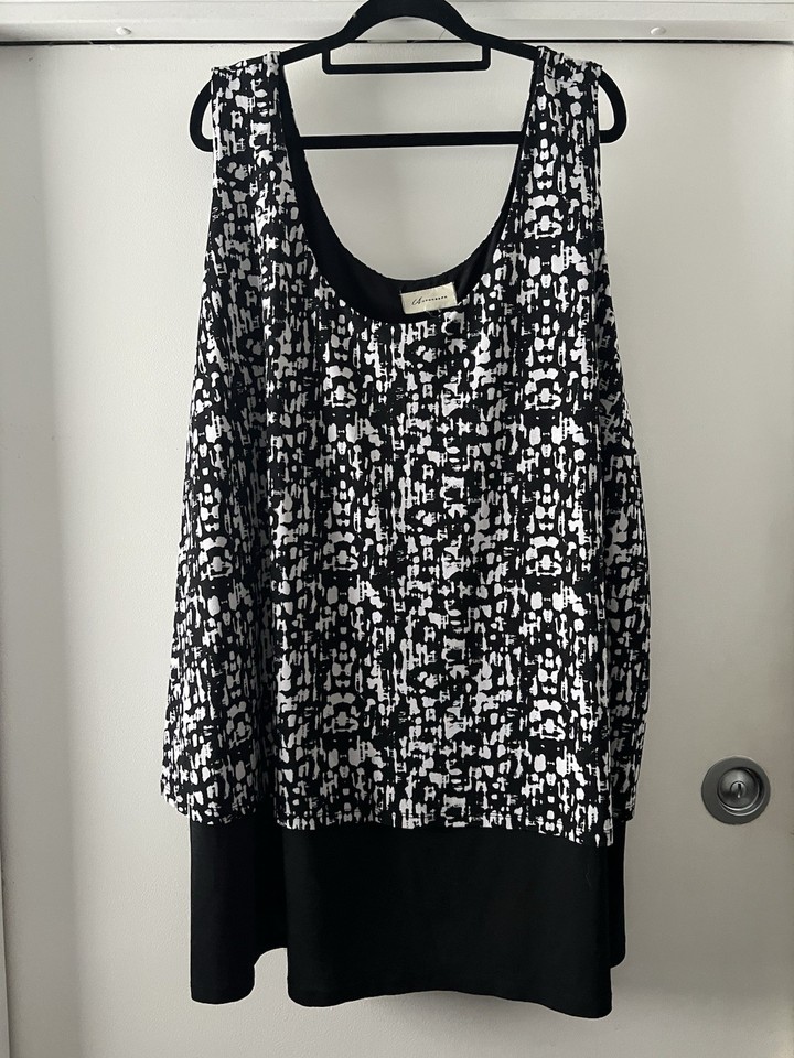 Beme Black/White Abstract Scoop Neck Sleeveless Pullover top Plus Size 24