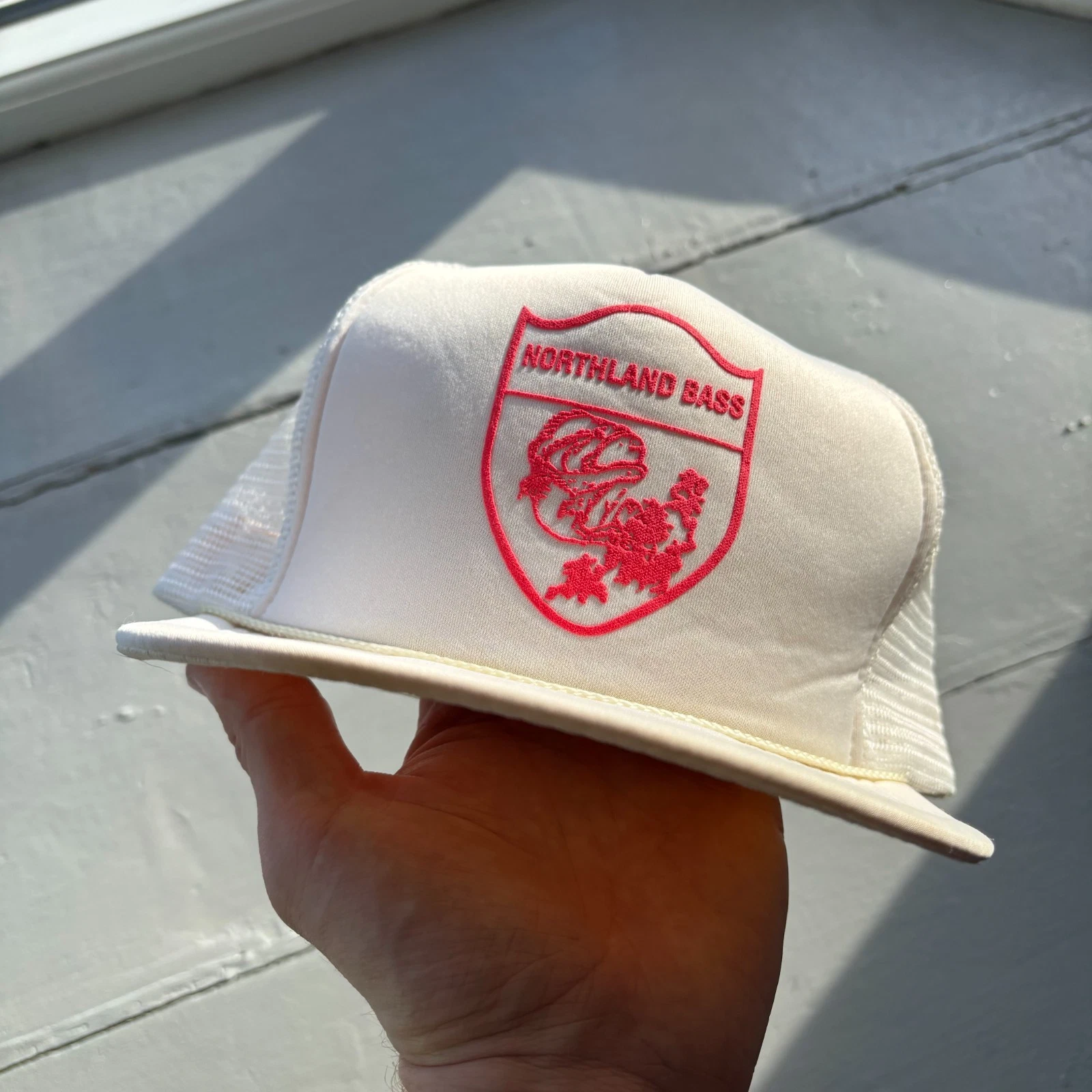 Northland Bass American VTG Fishing Trucker Cap White San-Sun OSFA