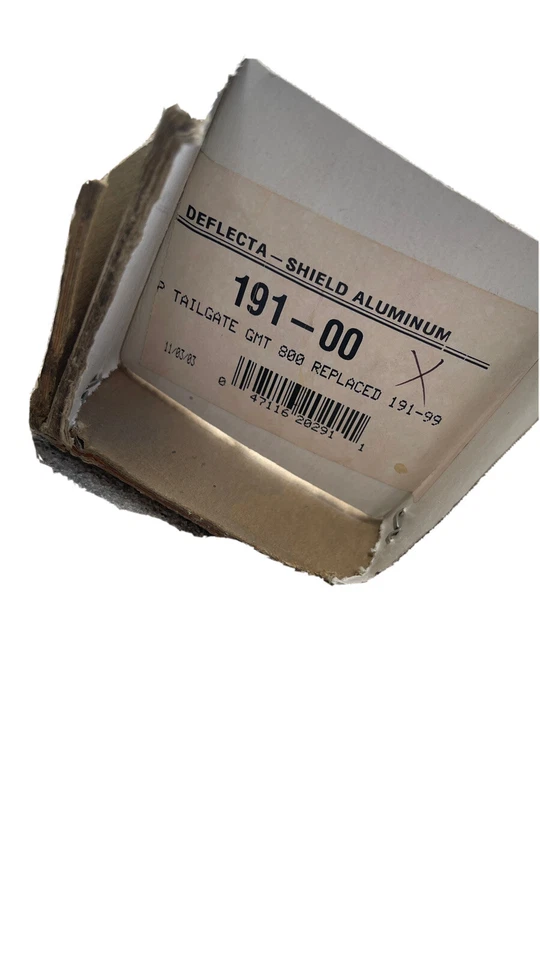 Protección de plataforma de diamante Lund 191-00 para modelos seleccionados de Chevrolet/GMC Foto 3 de 3