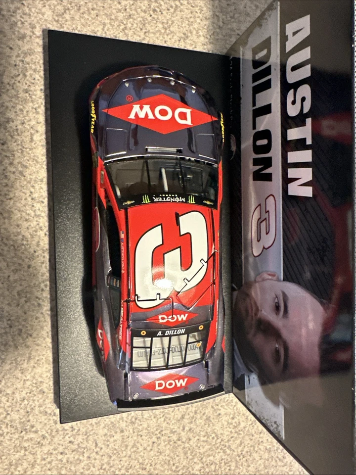 Austin Dillon 2019 Dow Color Chrome 1:24 Diecast DIN 47 Foto 4 de 4