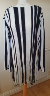 H&M Striped Black White Oversized Jumper Tasseled Size  S  P2P 22" BNWT - Image 1 of 4