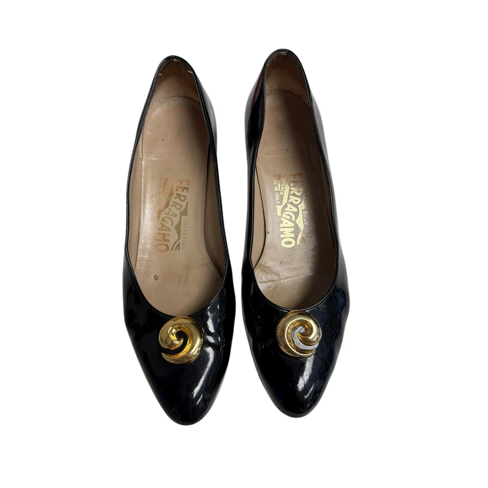Zapatos de tacón Gancini de charol negro Salvatore Ferragamo de colección para mujer talla 7,5B Foto 3 de 4