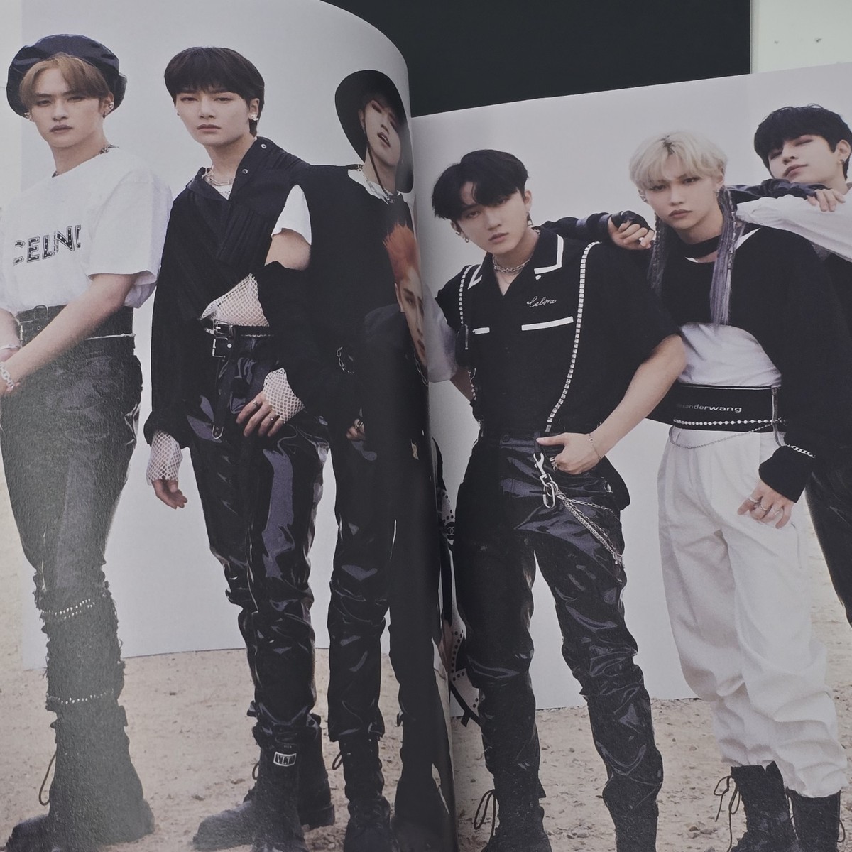 Stray Kids SKZ NOEASY No Easy Green Limited Edition Album Books No