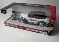 Jada Toys 253255048 Mr. Monopoly + 1939 Chevrolet 1:24 Modellauto + Figur