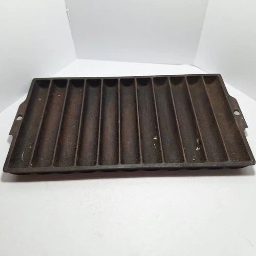 Griswold cast iron, cornstick pan 954 E