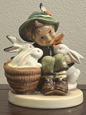 Hummel Goebel Figurine Playmates Bunnies W Germany 58/0 Rabbit Cuddles 4.25 