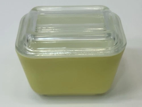 Vintage Yellow PYREX 1 1/2 Cup Refrigerator Covered Dish With Ribbed Lid