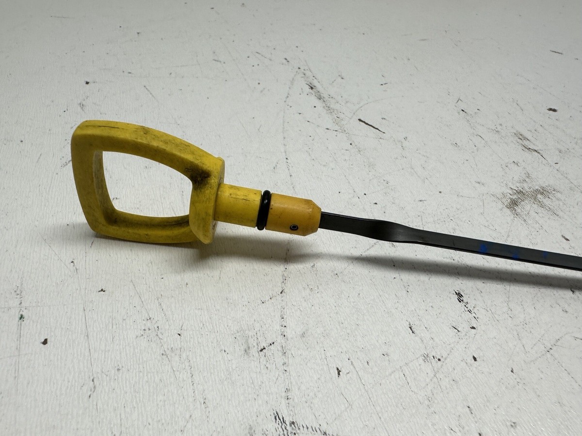 T30442 2014-2017 Mazda 3 Mazda 6 Engine Oil Level Dip Stick 2.5L