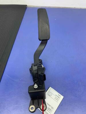 2017-2020 MASERATI LEVANTE OEM GAS ACCELERATOR PEDAL THROTTLE