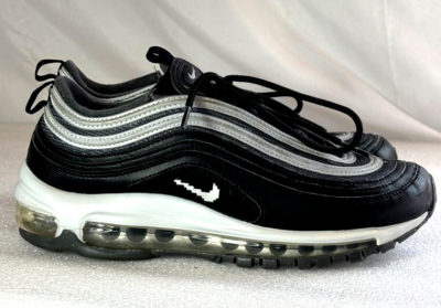 Nike Air Max Boys 6Y Black Reflective Silver Running Shoes  display picture 3