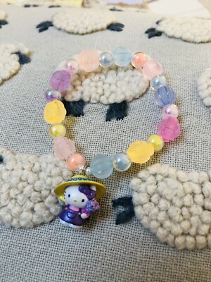 Hello Kitty Kawaii Armband Sanrio Charm Lila Lavendel Candy Regenbogen Perlen
