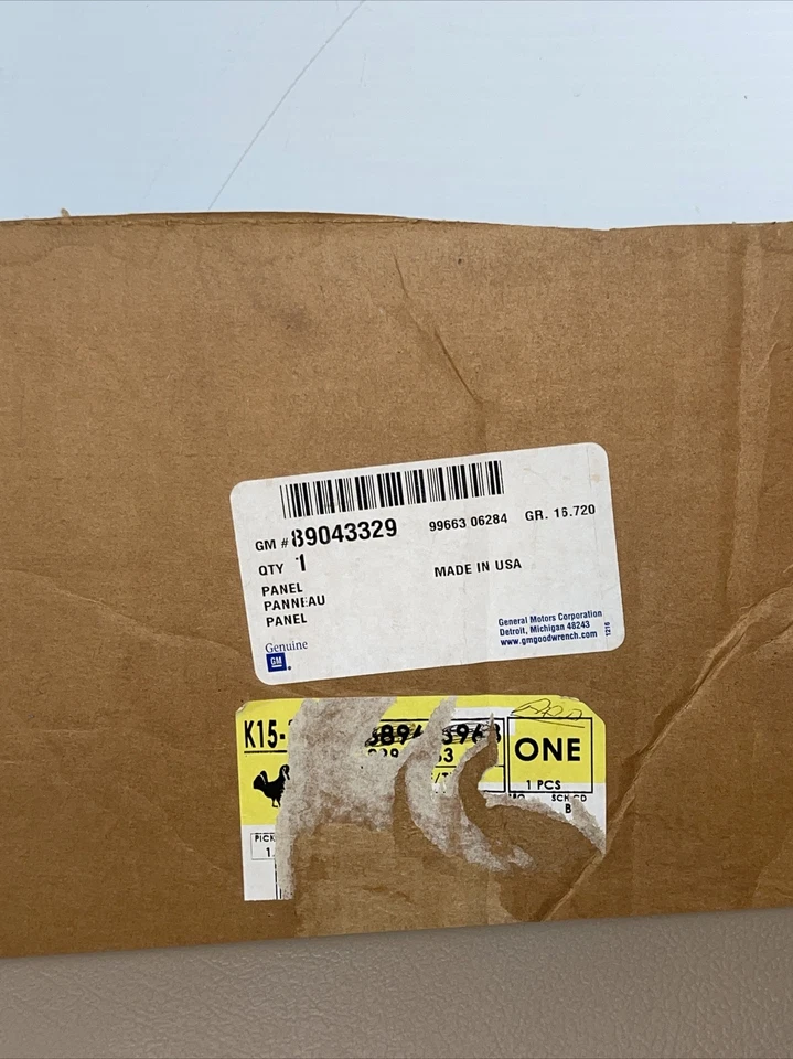 ПАНЕЛЬ НАПОЛНИТЕЛЯ 3-й ряд сиденья GM 89043329 справа OEM отделка Chevy Pontiac Buick новый - Изображение 2 из 4