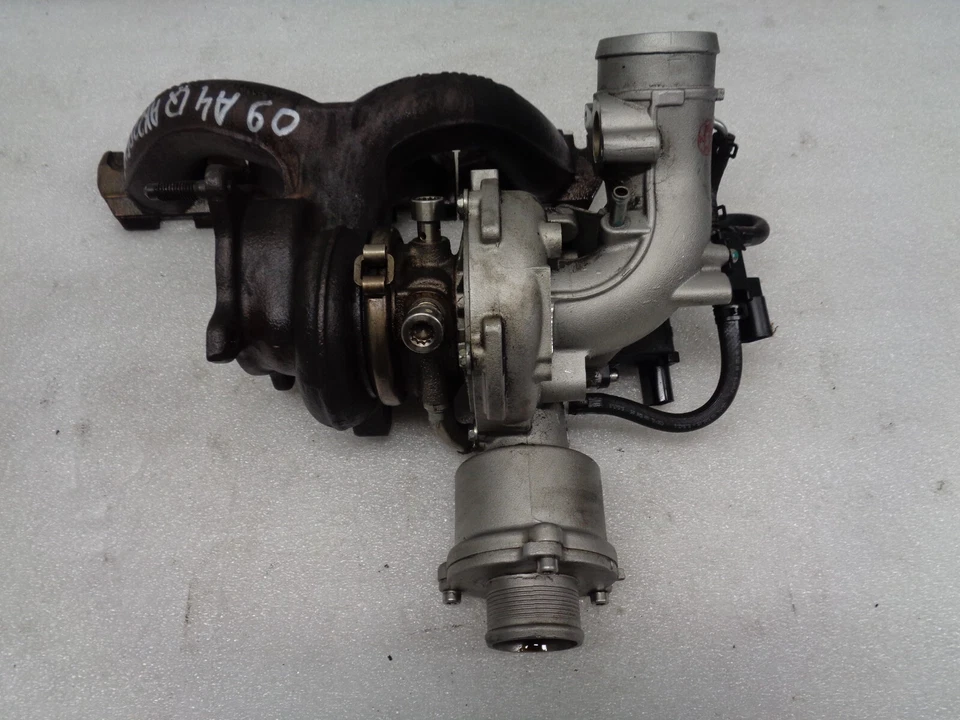 2009-2012 Audi A4 Quattro Turbo Turbocharger OEM AK2206105 - Image 4 of 4