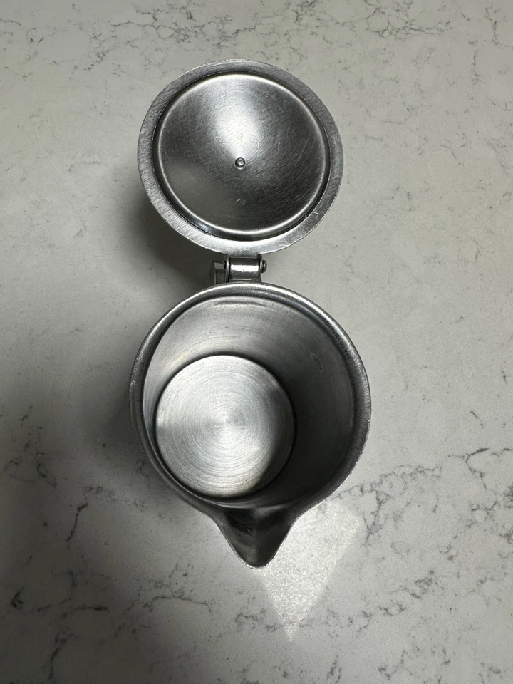 Juego de barra de café vintage de acero inoxidable crema y azúcar con bandeja Foto 4 de 4