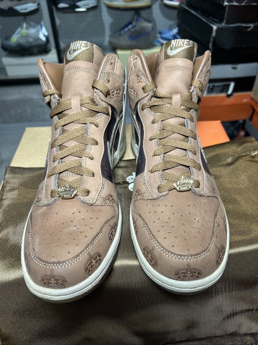 Size 9 - Nike Dunk Premium High Mighty Crown 314263-221