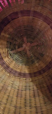 Chinese Vintage Round Woven Reed Basket 