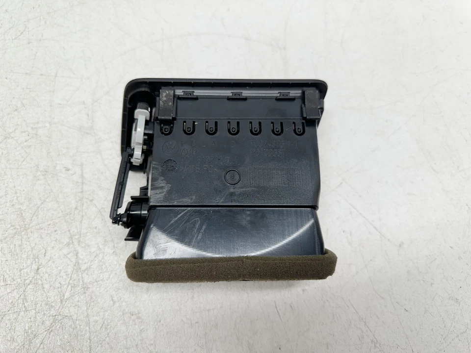 H40990 2009-2012 Volkswagen CC TABLERO AC CALEFACCIÓN VENTILACIÓN REJILLA lado del pasajero OEM Foto 3 de 4