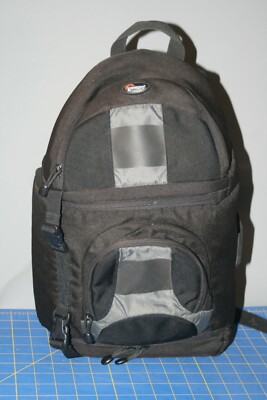 Lowepro SlingShot 200AW Water Resistant Sling Padded Backpack Camera Bag 