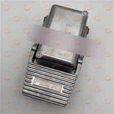 ONE FESTO FP-5-1/4-B 8997 foot valve NEW