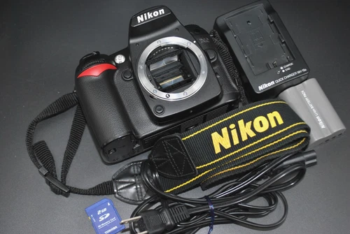 Nikon D90 12.3MP Digital Camera Body 19,368 Shot Count! Free Shipping