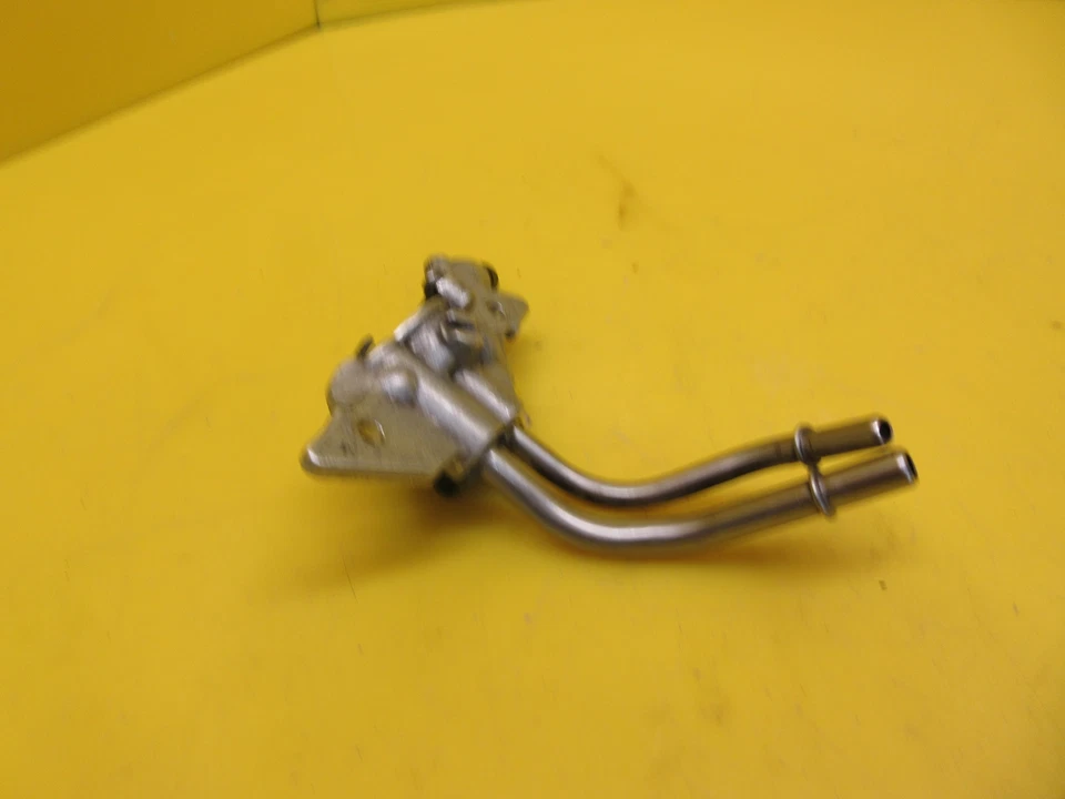 OEM HARLEY-DAVIDSON NIGHT ROD SPECIAL STREET V-ROD GAS COMBUSTIBLE INYECTOR LÍNEA FERROVIARIA  Foto 3 de 4