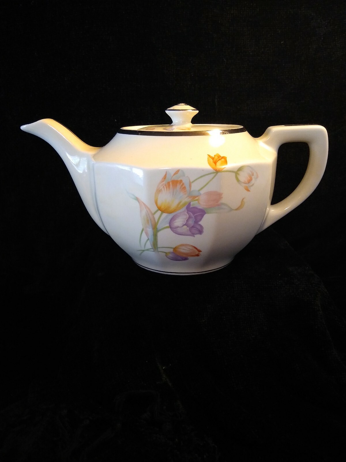 Vintage Hall Superior Quality Kitchenware Tulip Teapot eBay