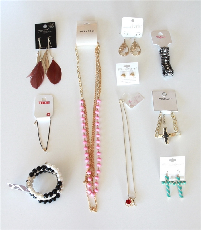 10 Pc New Fashion Jewelry Mixed Lot Wholesale Necklace Earrings Bracelets