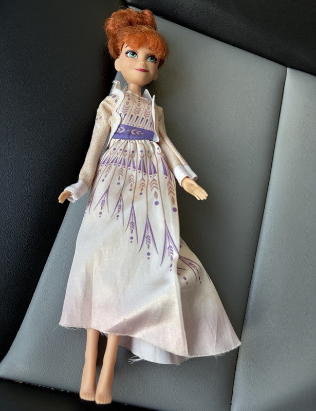 Disney Frozen Anna 11in Fashion Doll Red Hair Blue Eyes Purple Dress Removable