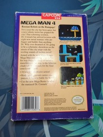 Mega Man 4 - Nintendo Entertainment System NES CIB