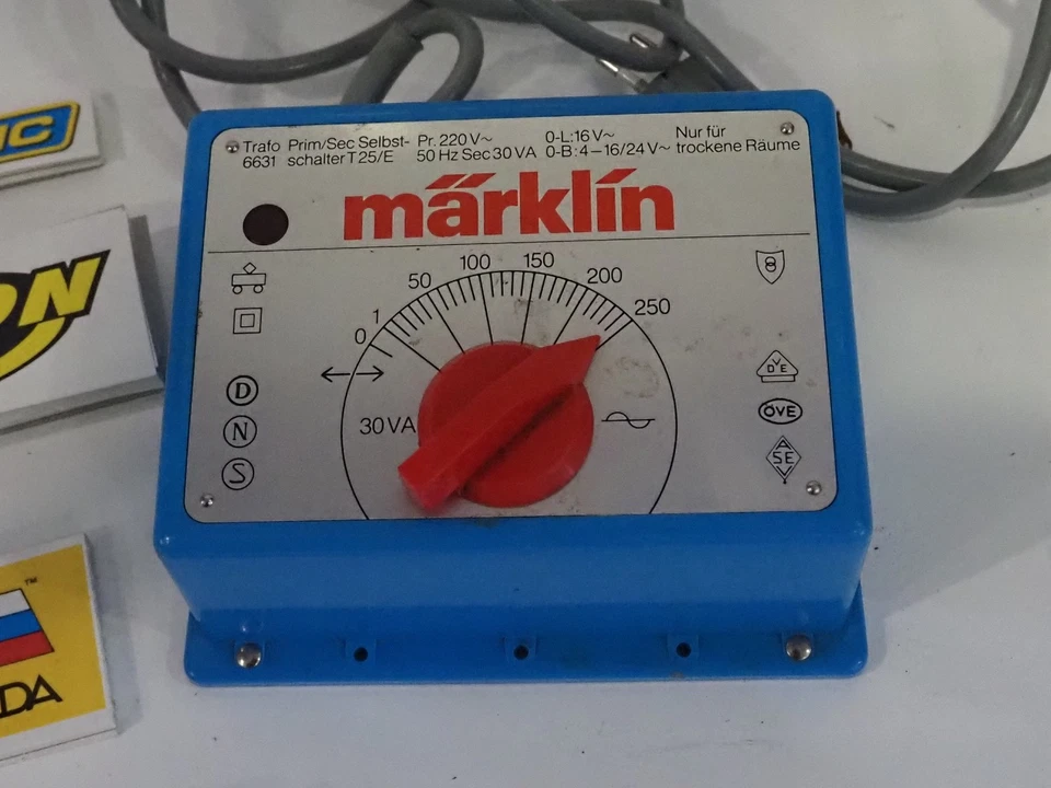 Märklin Trafo 6631 + mehrere Modellbau Aufkleber - Bild 3 von 4